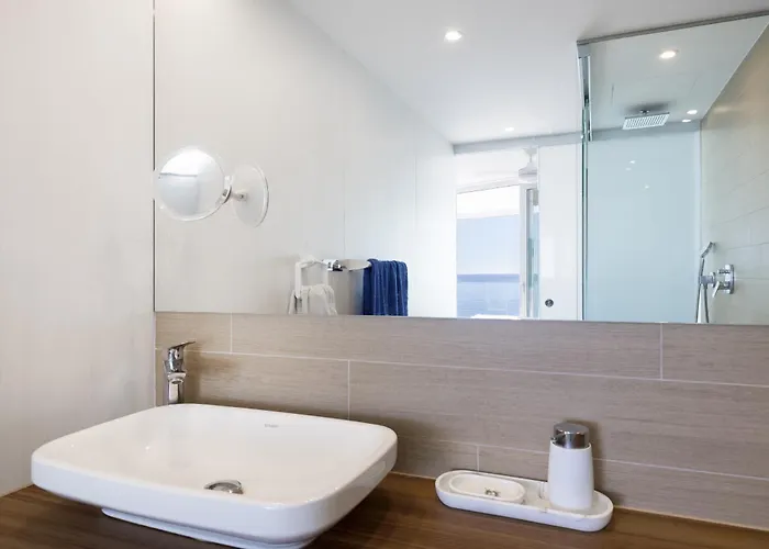 Stunning Seaside In Carvajal Appartement