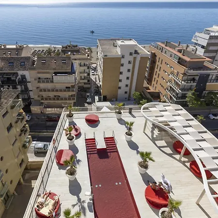 Stunning Seaside In Carvajal Fuengirola