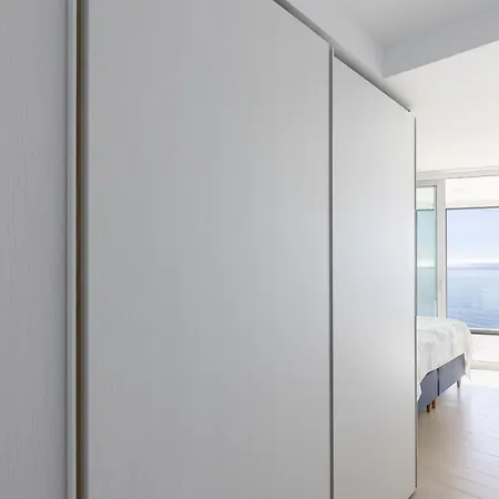 Stunning Seaside In Carvajal Fuengirola