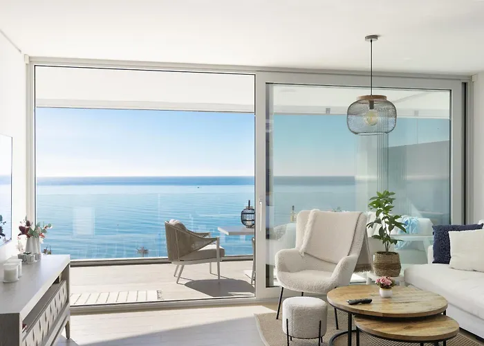 Stunning Seaside In Carvajal * Фуэнхирола