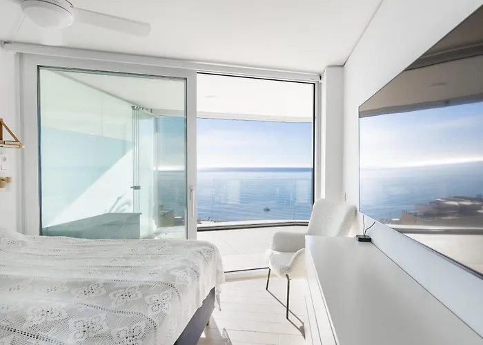 Апартаменты Stunning Seaside In Carvajal