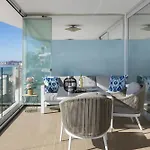 Stunning Seaside In Carvajal דירה *